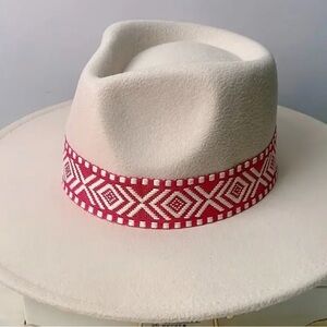 Stylish Cream Hat with Red Patterned Band